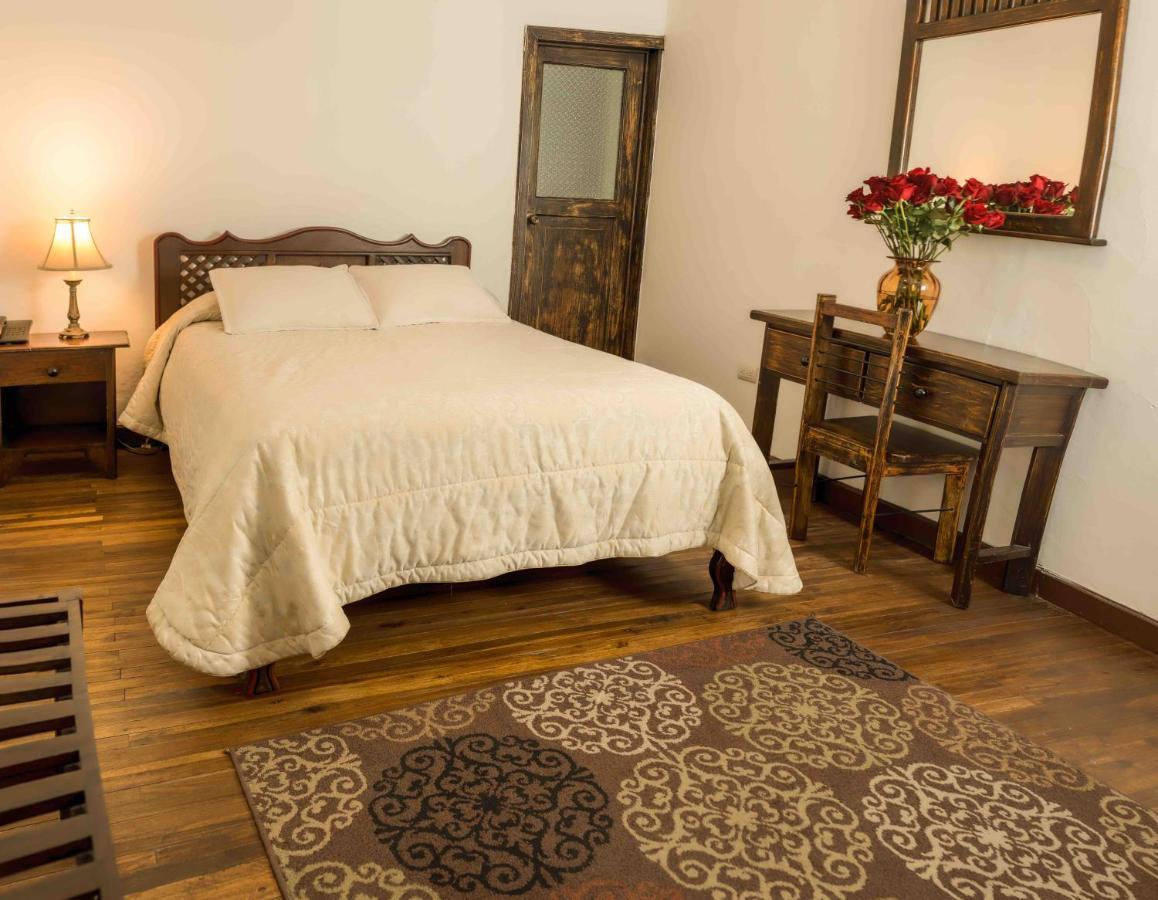 Hotel Inca Real Куенка Екстериор снимка