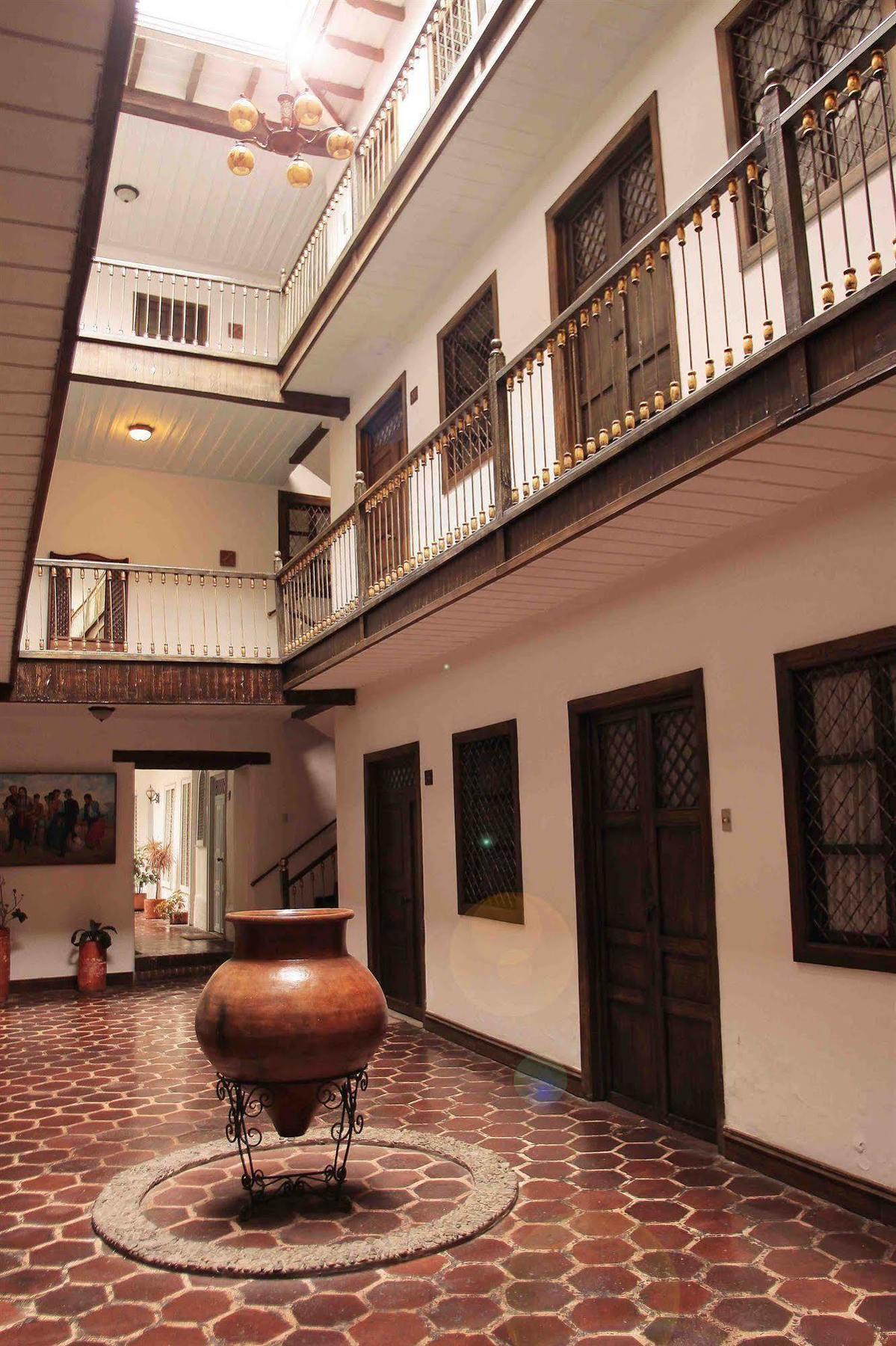 Hotel Inca Real Куенка Екстериор снимка